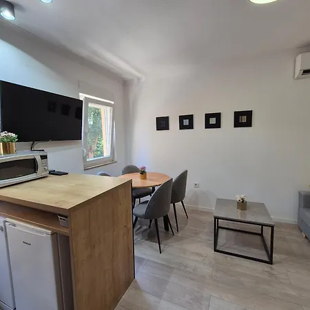 Milaroza * Ζαντάρ