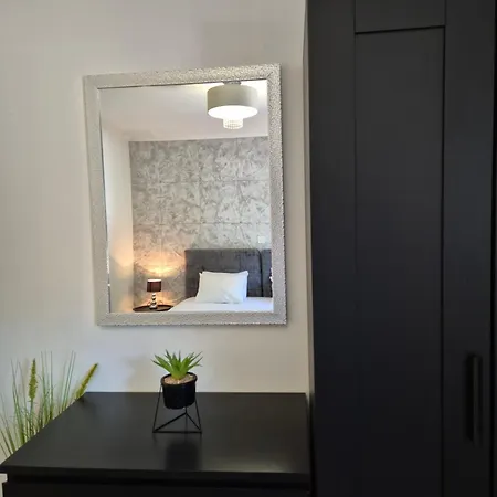 Milaroza Ζαντάρ